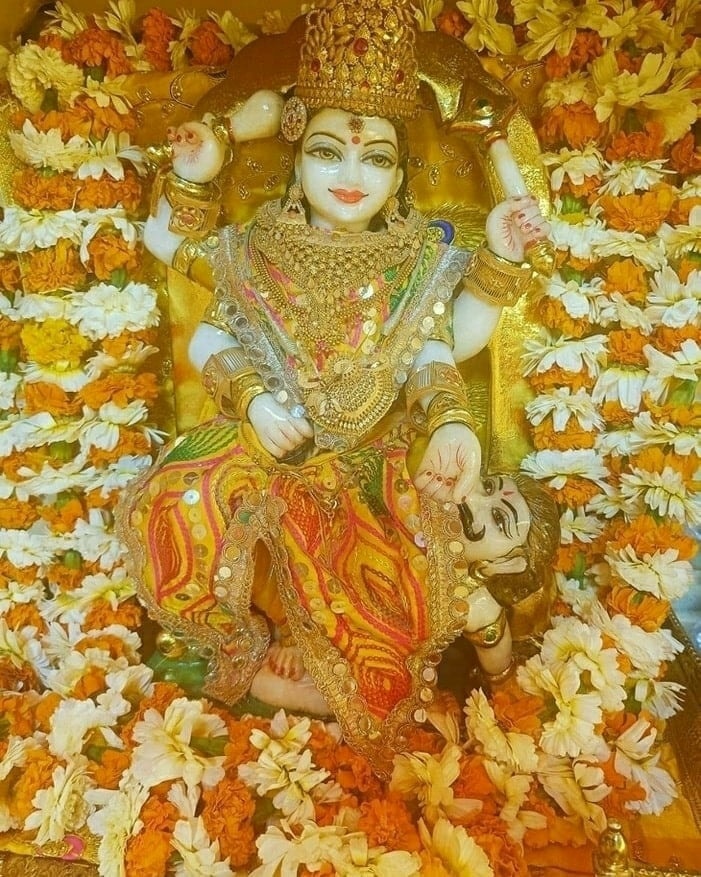 baglamukhipuja's tweet photo. माँ बगलामुखी के दशर्न से सभी भक्तों की मनोकामना पूरी होती है। हमें पूर्ण श्रद्धा के साथ माँ का ध्यान करना चाहिए। https://t.co/HFRcAFBzro