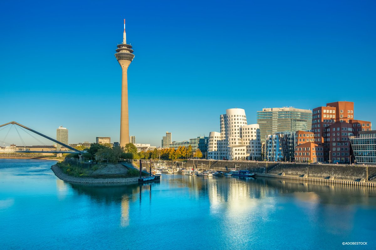 Do you recognise this city? 😉 It's the next location of the #SM30Tour! Düsseldorf 🇩🇪 We are here today & tomorrow: 📍Schadowplatz 🕙 10h-19h Learn more about the EU #SingleMarket in a fun way, with games & quizzes. 👉single-market-economy.ec.europa.eu/single-market/… #SingleMarket30