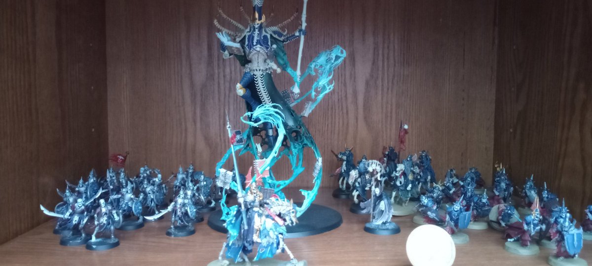 Sassy_halfling's tweet photo. @warhammer Actually very happy with how nagash turned out https://t.co/ySu4r2J0E4