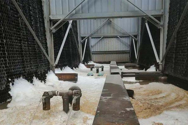 HStarsGroup's tweet image. Boost your cooling tower's performance now!
Prevent sediment buildup and maintain efficiency with our expert cleaning process. #CoolingTower #CleaningProcess #Efficiency #Maintenance
hstarschiller.com/blog/how-to-do…
+86 18665672648 
sales@hstars.com.cn 
 hstarschiller.com