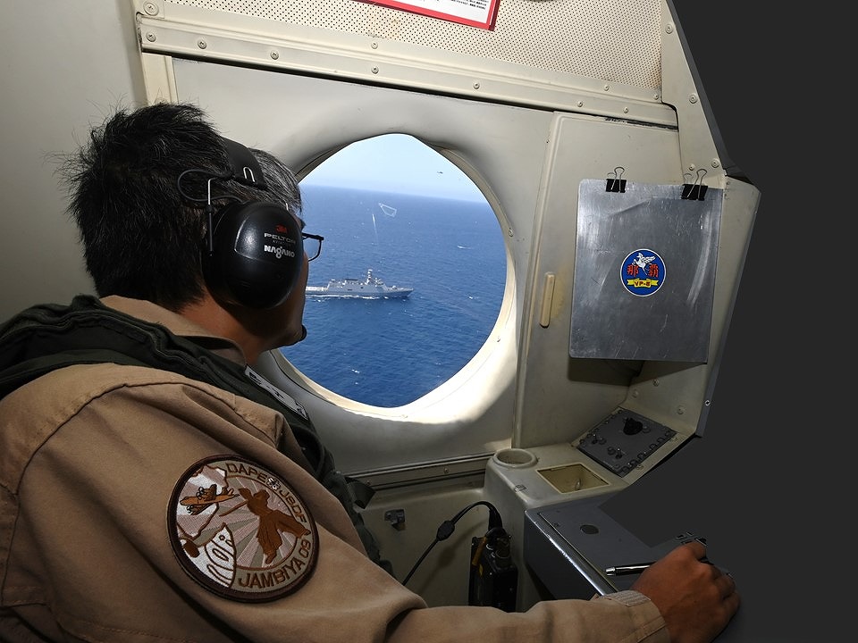 JMSDF_SDF tweet picture