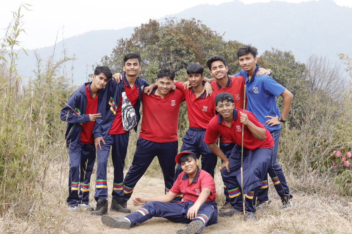 ShSsiliguri's tweet photo. Sacred Heart School is amongst the few schools where Outward Bound Activities is participated with enthusiasm and vigor by both students and teachers.
The Grade X boys undertook a successful and arduous 68 km trek in an altitude of 12,000 ft. 🏞️⛰️🚶‍��️👏
Glory be to Sacred Heart! https://t.co/poAv9TBK8N