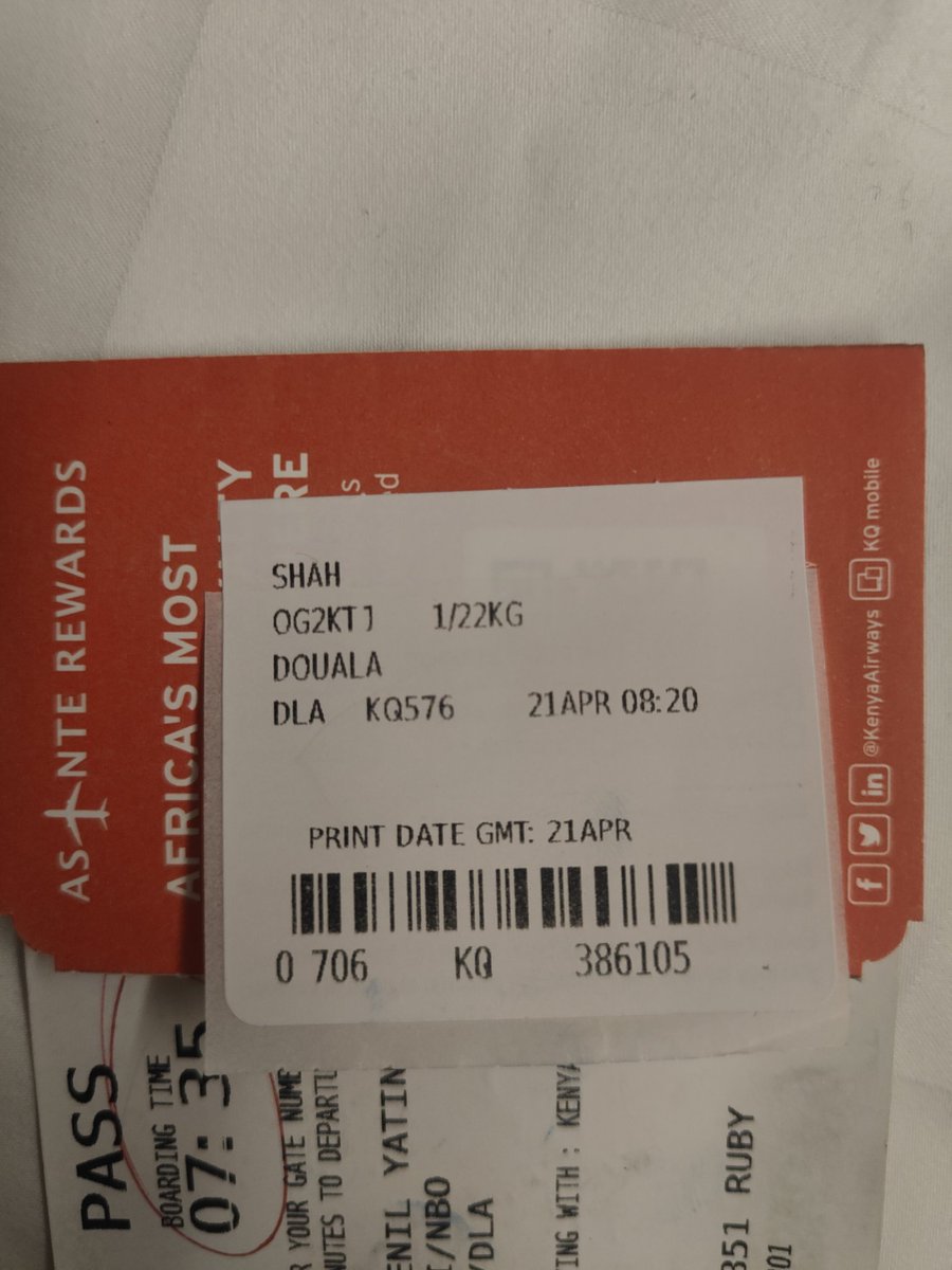 henilos's tweet photo. @KenyaAirways @KQSupport I travelled to Douala on Sunday, still haven't received my only bag I travelled with. I have had to buy new clothes and it's ruining my business meetings here. I still have no concrete answer as to where my bag is. Your customer service is incompetent 1/2 https://t.co/4DY0RVv7Vz