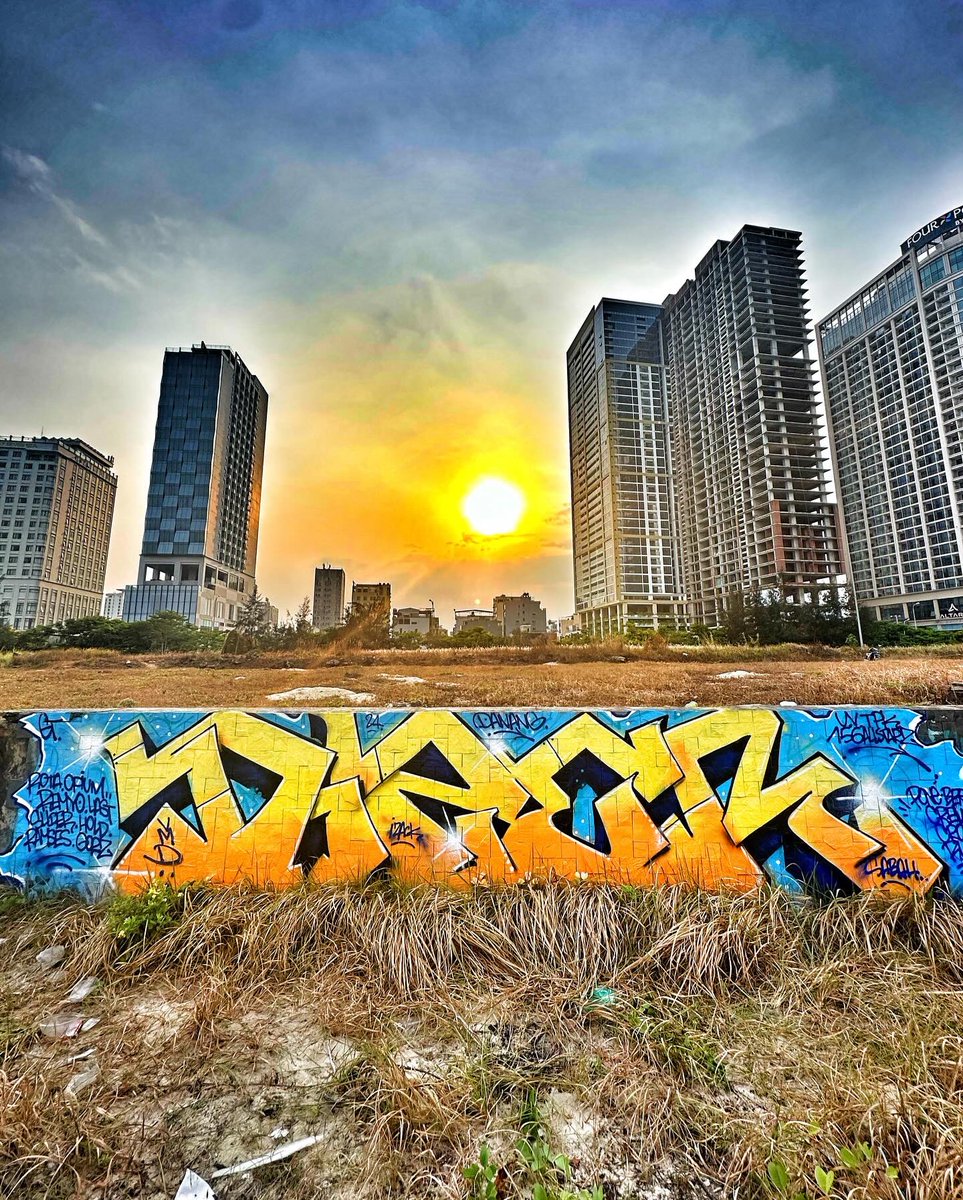 DIZASTER156 tweet media