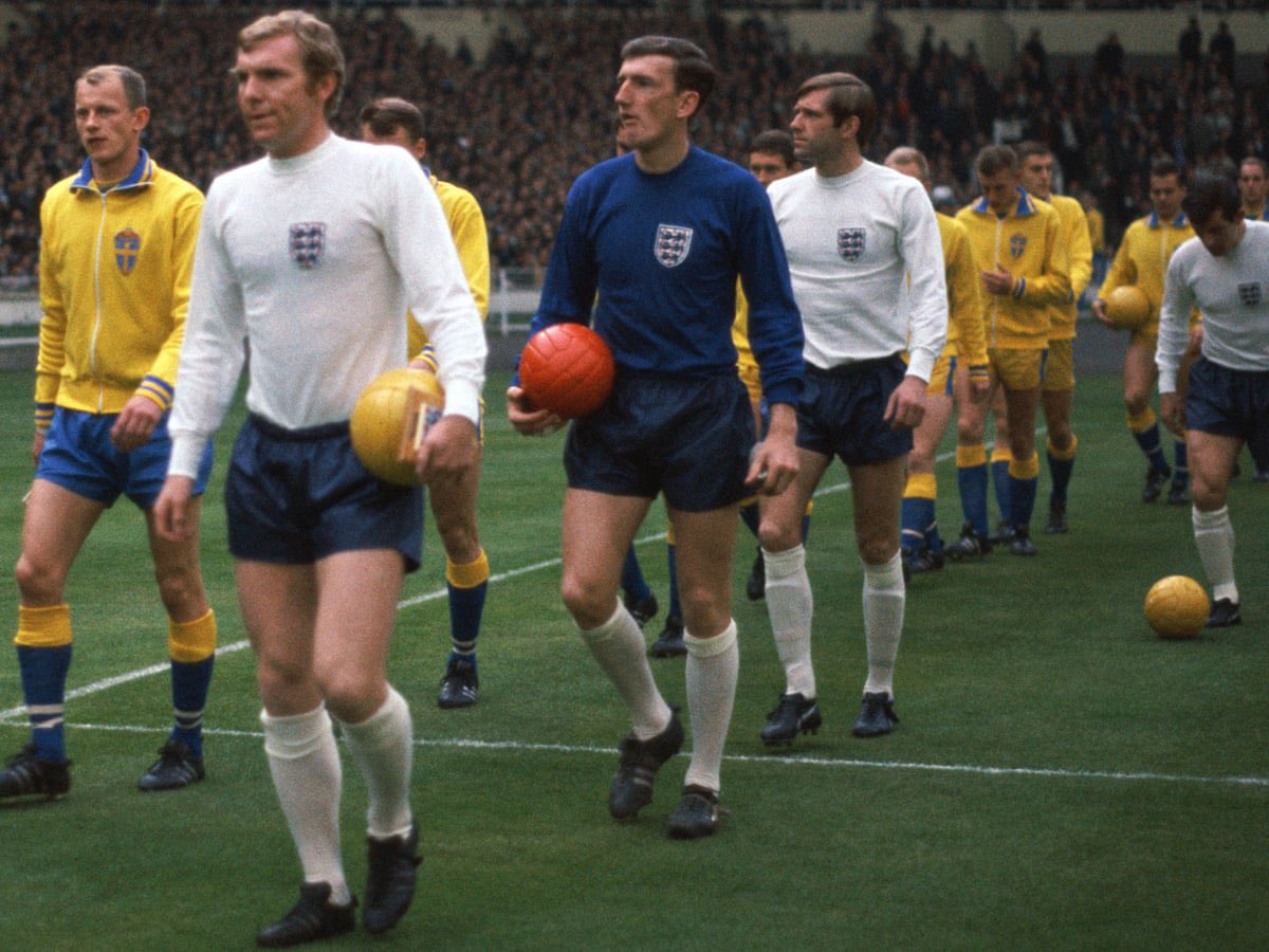 @retrofootballnw Alex Stepney one cap v Sweden one clean sheet