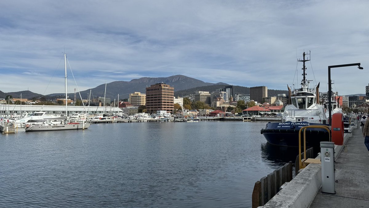 First time in Hobart/Tasmania, what a charming little city, loving the architecture and the history 🥰 Very walkable unlike the larger cities.