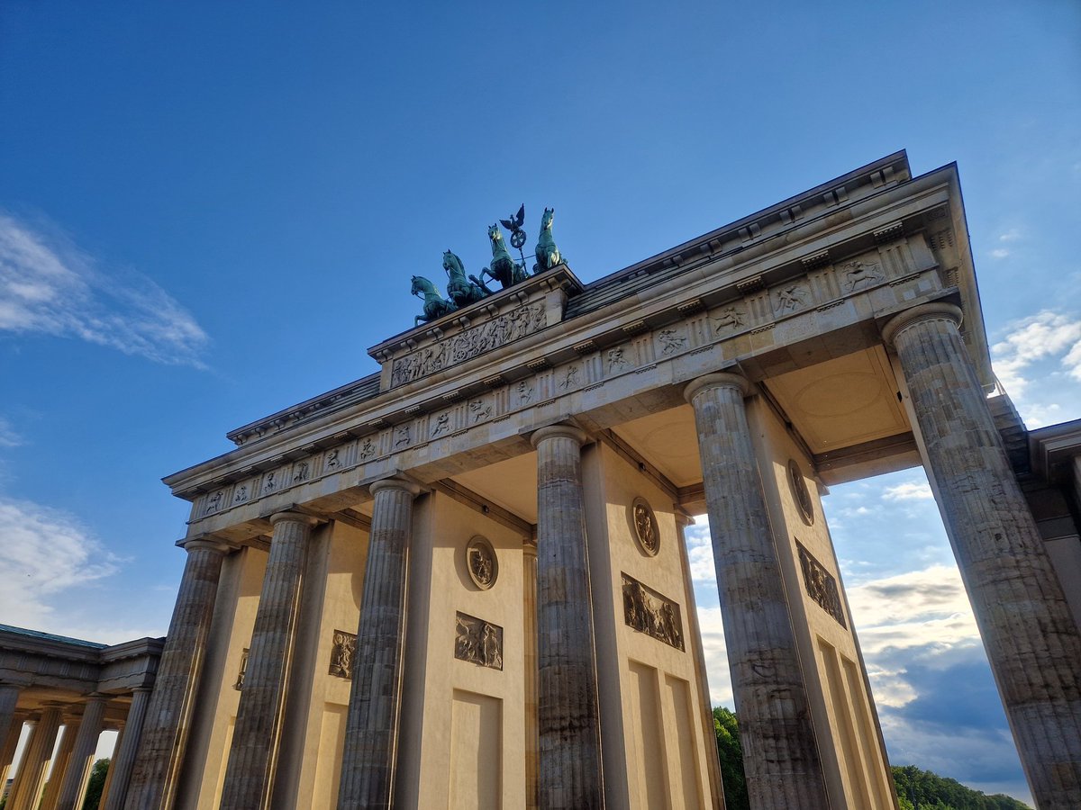 Excited to be in Berlin today for our @CGDev / Robert Bosch Stiftung workshop exploring how labour migration can support Germany's green transition 🇩🇪 This is going to be a major workstream for us over the next two years, so please do get in touch to learn more!