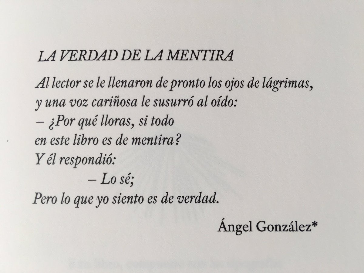 Todos los 23 de abril me gusta recordar esto de Ángel González.