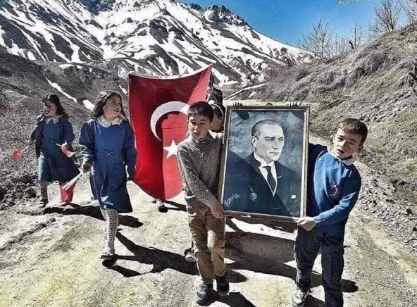 23 Nisan Ulusal Egemenlik ve Çocuk Bayramı’mız kutlu olsun ✨🇹🇷💫