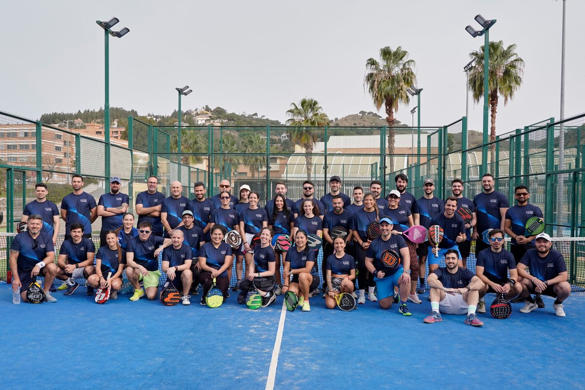 NTTDataSpain's tweet photo. Un año más, estamos disfrutando de uno de los momentos más esperados del año: el 𝗧𝗼𝗿𝗻𝗲𝗼 𝗱𝗲 𝗣𝗮́𝗱𝗲𝗹 de #NTTDATAEspaña para nuestros profesionales🙌 
¡Seguimos recorriendo cada fin de semana las ciudades de España en las que estamos presentes!
#Aheadofthegame https://t.co/YONWYBjbf6