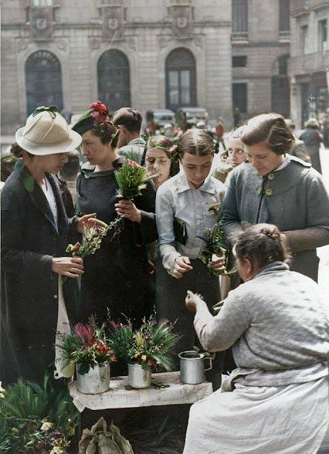 ForumDemocrata's tweet photo. 🌹 Des del #Fòrumdemòcrata us desitgem una bona diada de Sant Jordi, patró de Catalunya. Aprofitem aquesta ocasió per promoure els llibres en català i fomentar la cultura. Bon Sant Jordi catalans! 📚 https://t.co/Hk3eF71ilZ