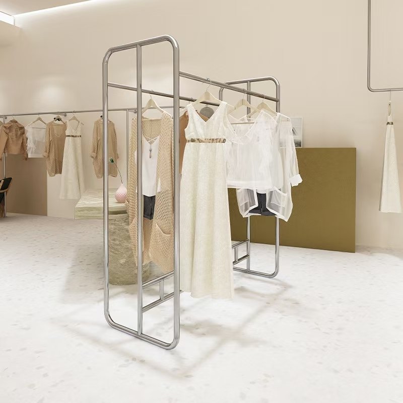 idisplayrack's tweet photo. Usmartdevice‖ Store display solution：clothes display rack Series #displayrack #storefixture #displaystand #CantonFair https://t.co/ftumzzrpHA