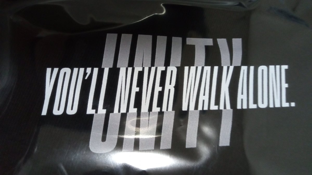 un_an_re's tweet photo. 届いてすぐ着る!どっちもガンガン着る!
#chibalotte #youllneverworkalone #チャリティー https://t.co/8eRIB91PL2
