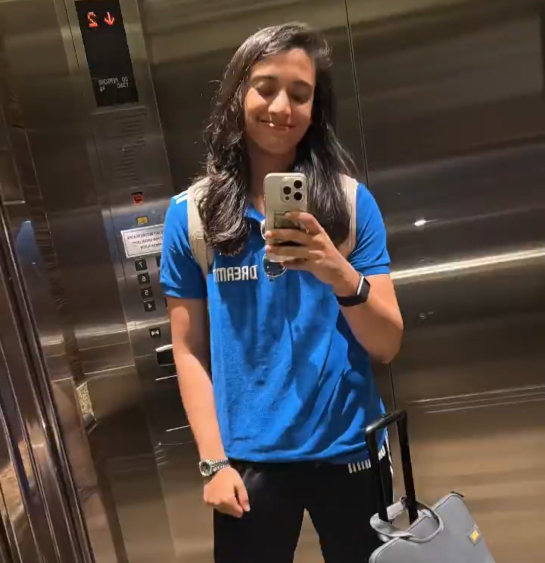 Smriti Mandhana on her way to Bangladesh for the upcoming series.

#CricketTwitter #BANvIND
