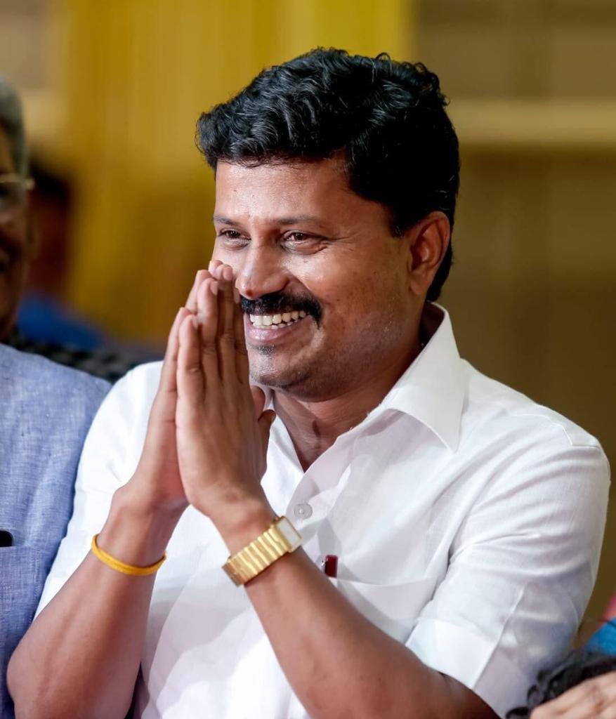 kavidmk's tweet photo. 🙏@chennaicorp #division_12 #Thiruvottiyur #ZONE_1 #பொதுமக்களுக்கு 🙏@IndiaPostOffice சார்பில் பல சேவைகளுக்கான முகாம் நடைபெற உள்ளது ஆதார்கார்டு புதுப்பித்தல் முகவரி திருத்துதல் கைபேசி எண் திருத்துதல்,#pancard #passport பயன்பெறவும் இடம் #12mc #office, 24/4to 30/4/24 📞9655422212 https://t.co/7Y3ejcFJ54