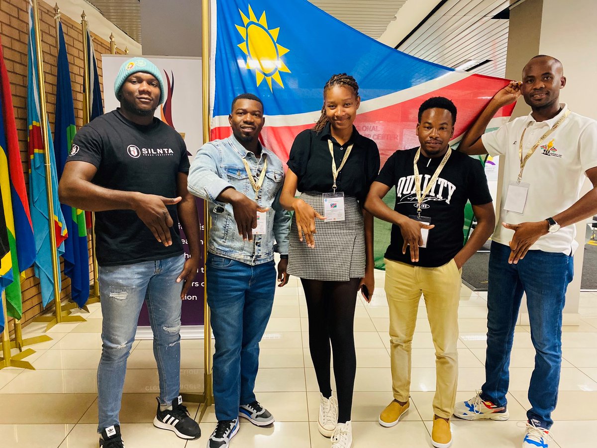 🎉 Huge congrats to the Namibian team representing us at YALI Regional Leadership Center Southern Africa Cohort 23! 🌍 Wishing you the best on this journey, online and in Johannesburg. Can't wait to hear all about your experiences and lessons learned! #YALI #Namibia 🇳🇦