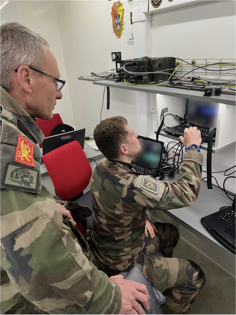 CombatsFuturs's tweet photo. Dans le cadre du programme #Scorpion, le 7e Bataillon de chasseurs alpins a participé à une session de restitution technique à Mailly-le-Camp, organisée par la Force d’Expertise du Combat Scorpion (#FECS). https://t.co/yzNQPoeF31