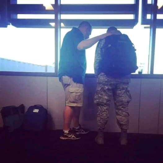 @CollinRugg “I watched this whole thing go down in an airport and felt like sharing it with you. This young military man, Michael (full name was on his backpack) was standing here about to board a plane and a random man walked up and said thank you for your service. Then asked if he could