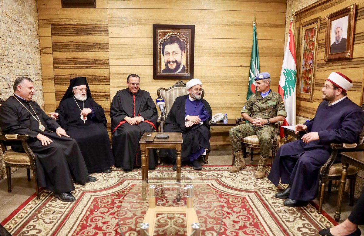 Pleased to accept the invitation of Sheikh Hassan Abdallah to meet with the muftis and bishops of Tyre yesterday. We discussed the ongoing situation in the south. I thanked them for their continued support to @UNIFIL_ and its peacekeepers. We all share the goal of lasting peace.