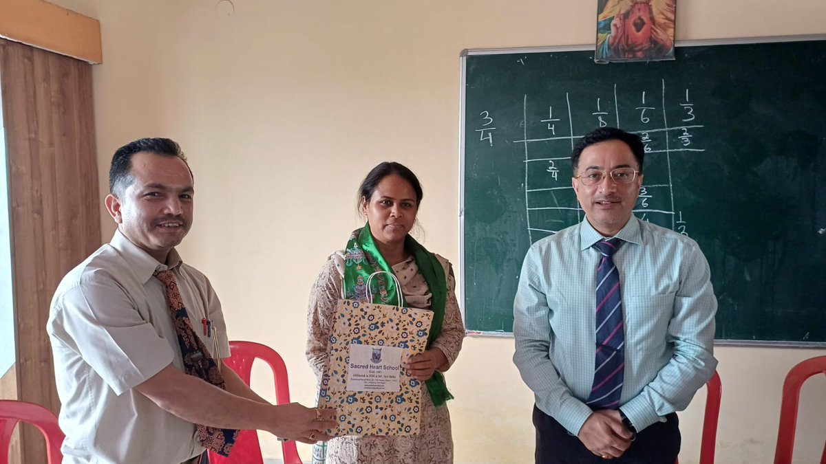 ShSsiliguri's tweet photo. The Maths Department from Sacred Heart School, Siliguri participated in a Jodogyan Workshop on 8th and 9th April. Jodogyan uses simple materials to make maths concepts fun and fosters deep learning.  📚🧮 https://t.co/jxUP10eaRm