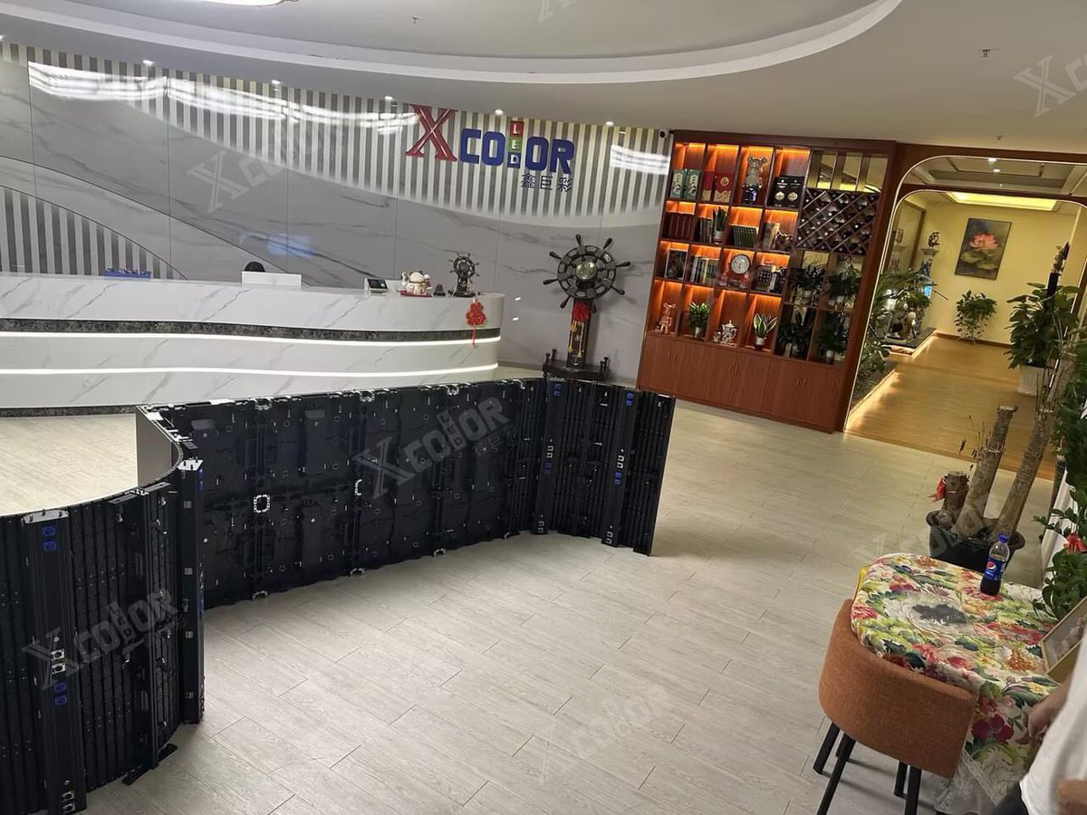 joexcolor's tweet photo. 🍔🍔Flexible curvy screens! KR series , Bend at your will!
🔥high refresh rate: 7680hz
🔥Innovative, Light weight
Welcome to DM or WhatsApp Joe: +86 18938846782
#LEDDisplay #LEDScreen #ScreenManufacturer #flexiblescreen #flexibleledscreen #softmodule #curvyscreen https://t.co/2SMTePC5nr