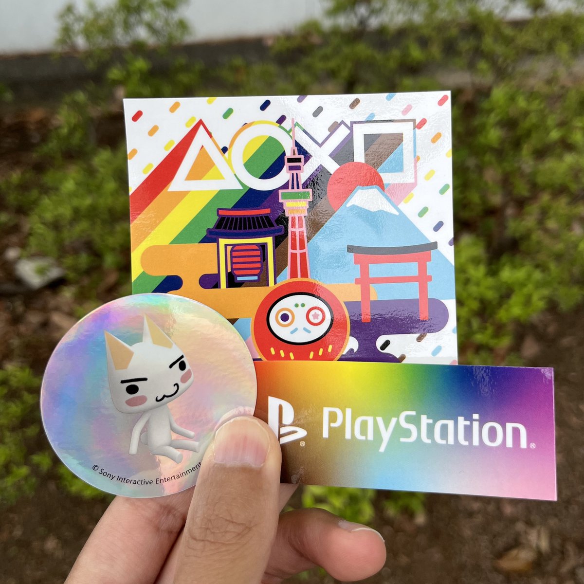 Genki_JPN's tweet photo. ✨Genki Giveaway✨

Giving away these PlayStation and Koji Pro stickers from Tokyo Rainbow Pride 2024! 🌈

To enter:

✅ Follow
❤️ Like 
🔁 Retweet

Ends on Thursday April 25th 11AM (PT) https://t.co/uHjHuEuJnk