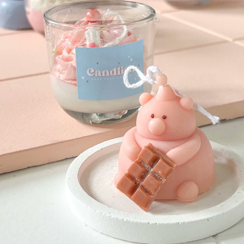 ctbIue's tweet photo. masa ada lilin aroma terapi bentuknya lucu-lucu bangetttt 😭 https://t.co/3iFf3TeLid