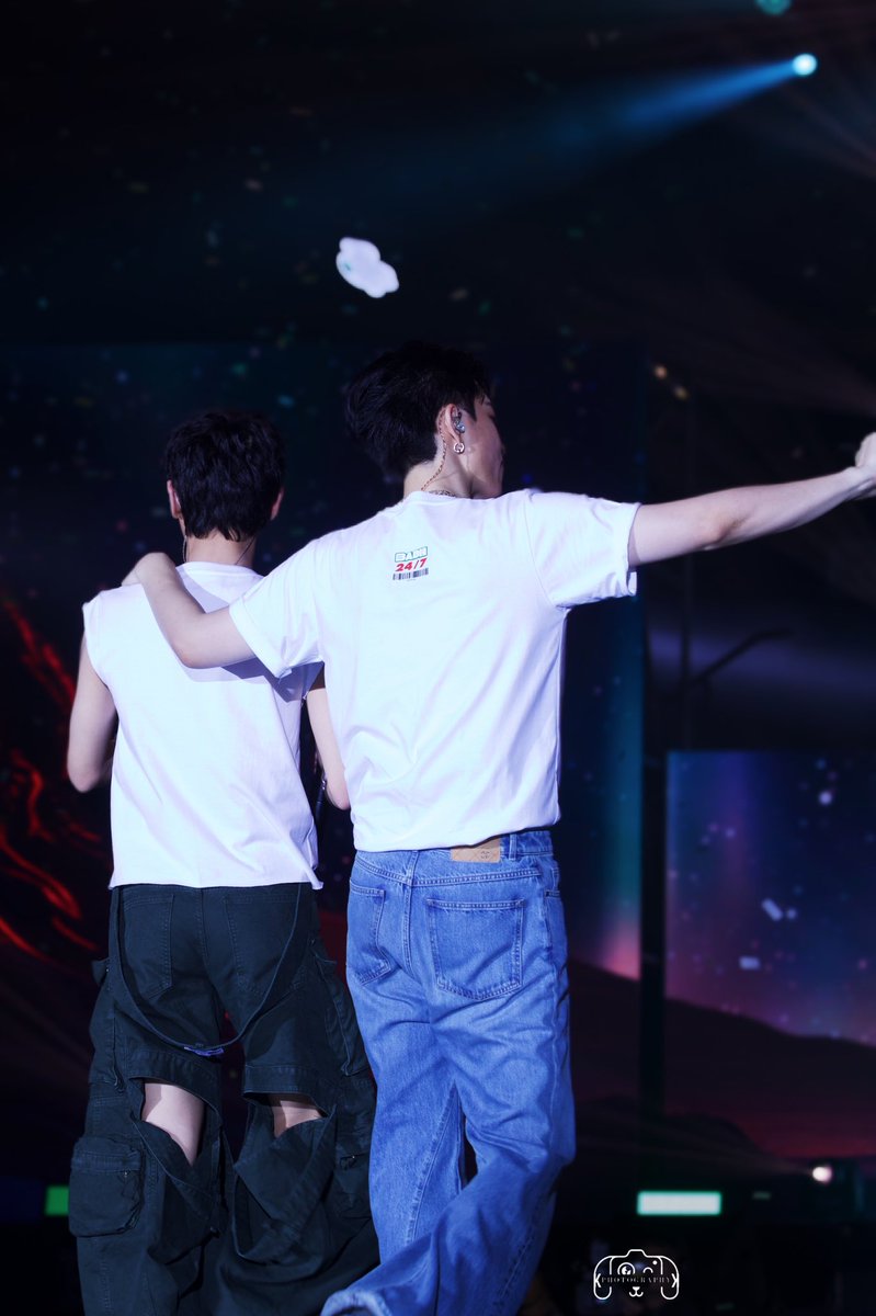 Iam2_dot_'s tweet photo. ૮ ･ ﻌ･ა
20.04.24

PART2 🙏🏻🙏🏻🙏🏻
OFFGUN 💚

#BABII247Concert
#OffGun #ออฟกัน
@AtthaphanP 
#GunAtthaphan #กันอรรถพันธ์
#KKXGUNGUNJPGs https://t.co/cr0v93Ngzm