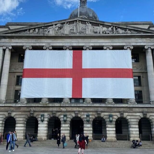 Happy St George’s Day from our home city of Nottingham.

#Nottingham #StGeorgesDay