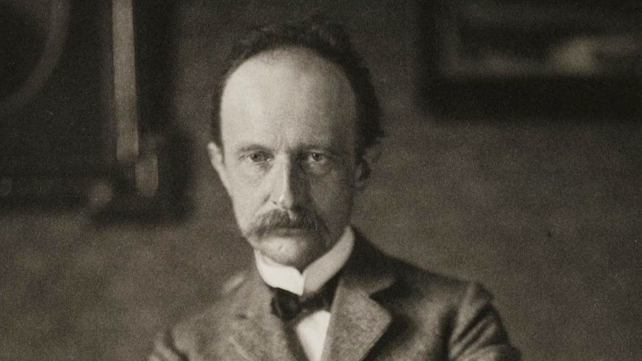 Born #OnThisDay in 1858 was theoretical physicist Max Planck ForMemRS, one of the originators of the field of quantum physics. In 1918 he was awarded the Nobel Prize in Physics for his discovery of energy quanta. bit.ly/36BjOpI