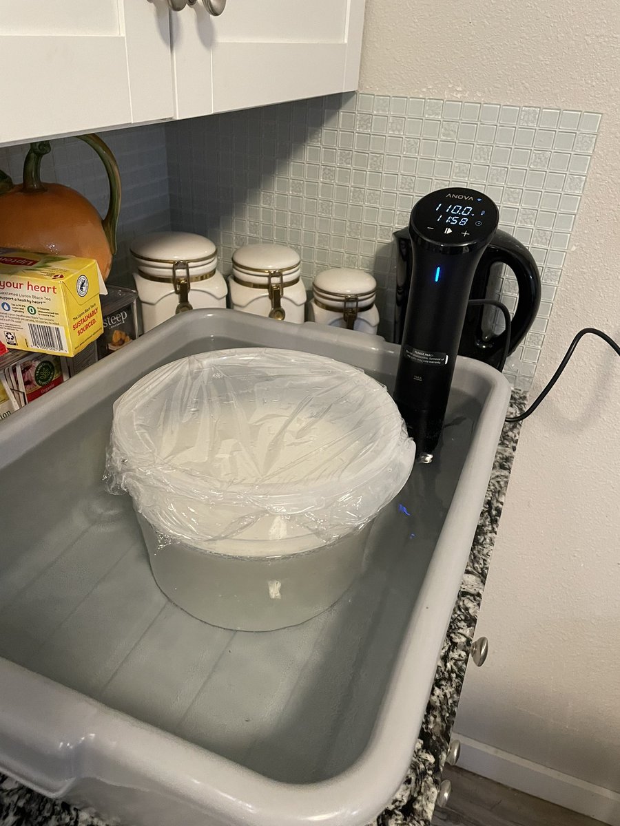 goatmilksoup's tweet photo. Made mozz from scratch, pepperoni &amp; chicken bacon ranch pizzas from scratch then ended the evening by sous viding some damn yogurt https://t.co/rVkK4HaNKM