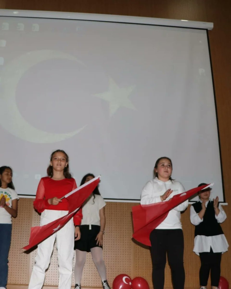 GSB_TekkekoyGM's tweet photo. 23 Nisan Ulusal Egemenlik ve Çocuk Bayramımız Kutlu Olsun
🇹🇷🇹🇷🇹🇷 https://t.co/70xJpGd1EK