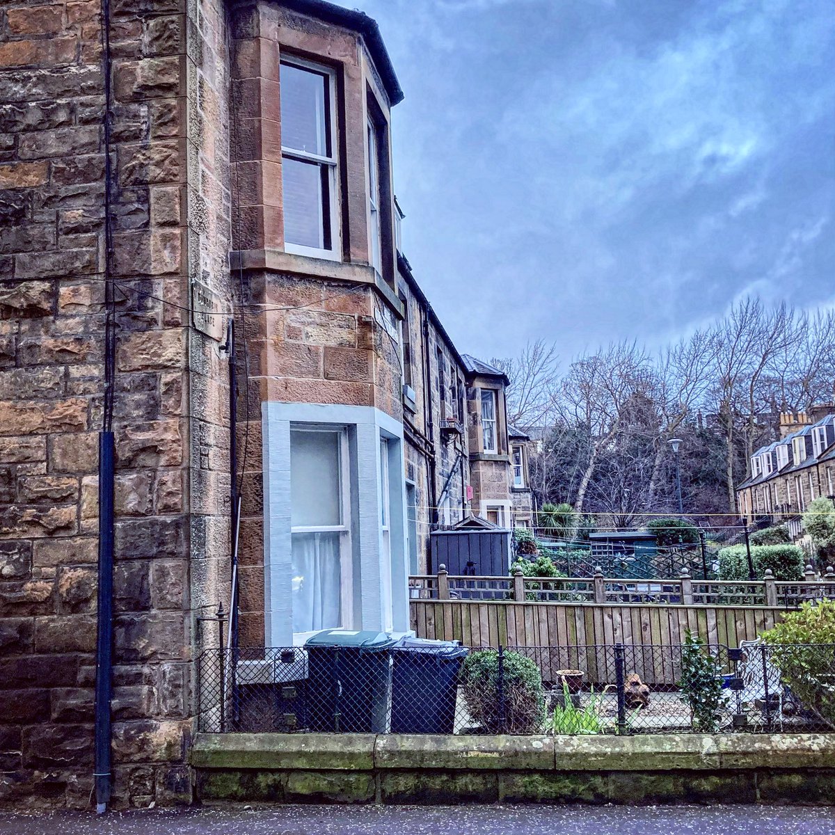 Dunrobin Place

#stockbridge #stockbridgeedinburgh #edinburgh #edinburghscotland #scotland