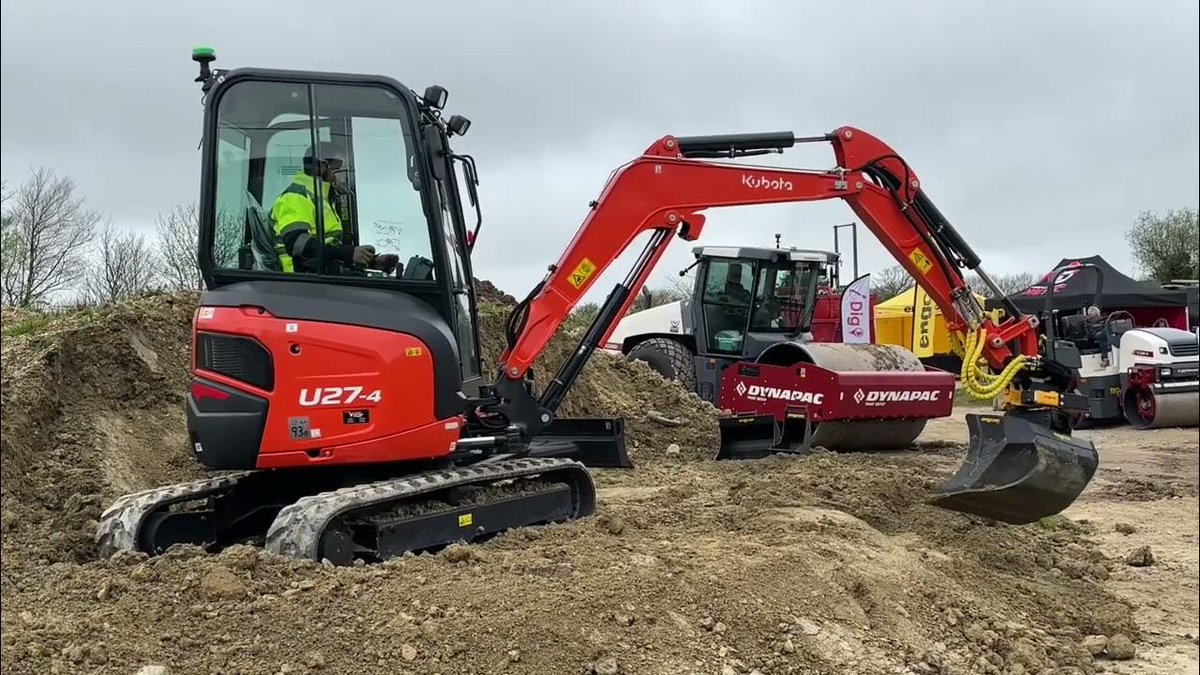 VincentTractors's tweet photo. Here's some Dig Day highlights by Digger Man Blog for Earthmovers mag. Next #DigDay is this Friday 26th April, 12pm - 6.30pm at Marley Head Timber & Biomass Ltd, Marley Head Sawmill, Webland Lane, South Brent Devon TQ10 9LT.
https://t.co/A4IAdZ2N9V https://t.co/EYVB3WLAk1