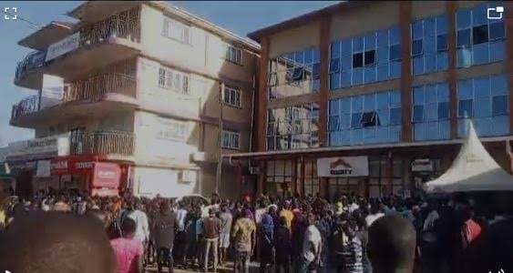 UPDATE: Following an unsuccessful robbery attempt at Equity Bank's Soroti branch, two security guards have been arrested. The incident occurred amidst heightened tensions after armed assailants targeted the bank earlier. 

NB: This is a developing story.

#SorotiRobbery