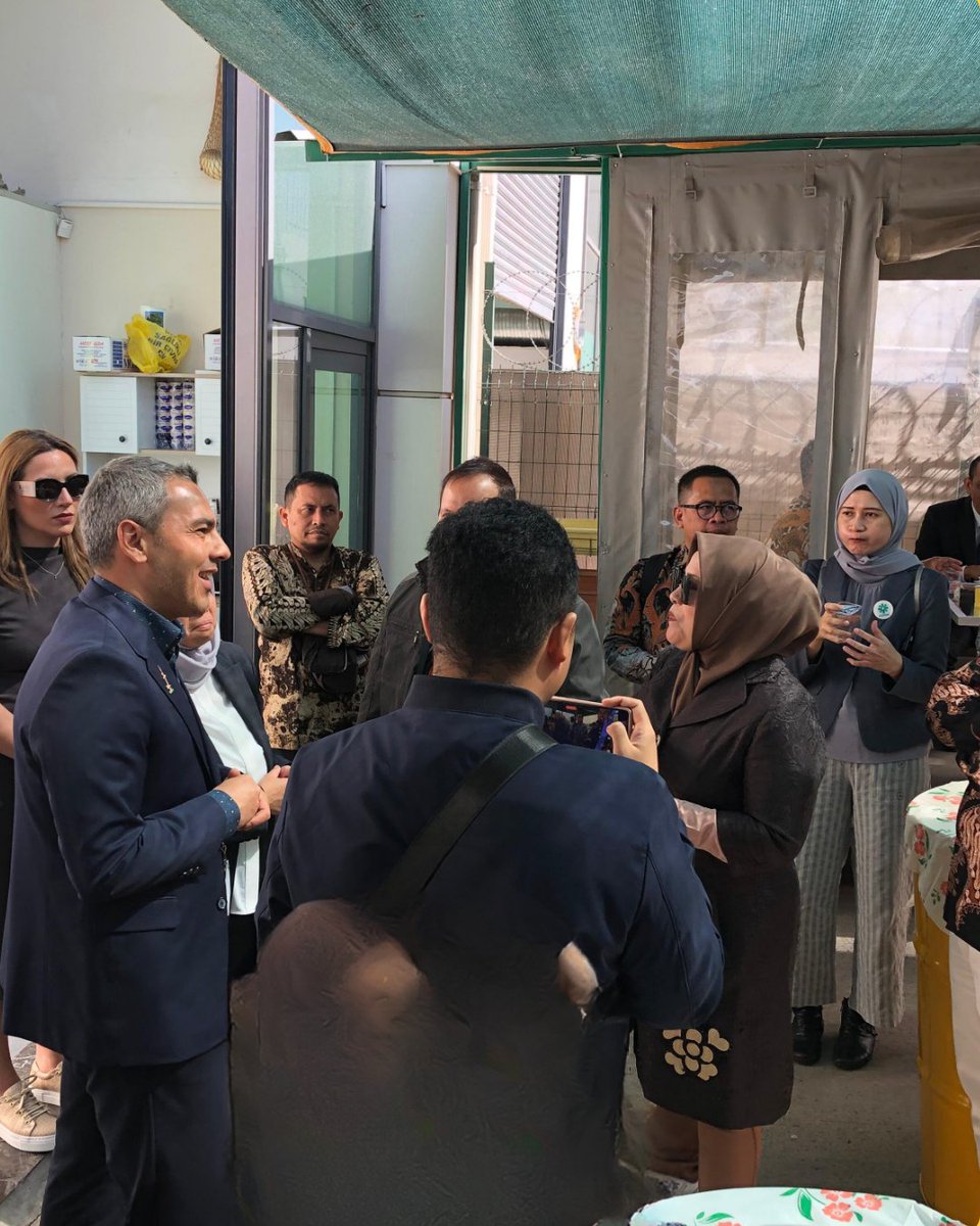 DunitechNail's tweet photo. Dunitech was honored to host the medical delegation from Indonesia today! 🇮🇩💼 Our company was buzzing with innovation and collaboration as we welcomed these brilliant minds eager to explore synergies in tech and orthopedics.🌟

#Dunitech #Oliga #orthopedics #Dunitech https://t.co/VUNtpJZ2RB