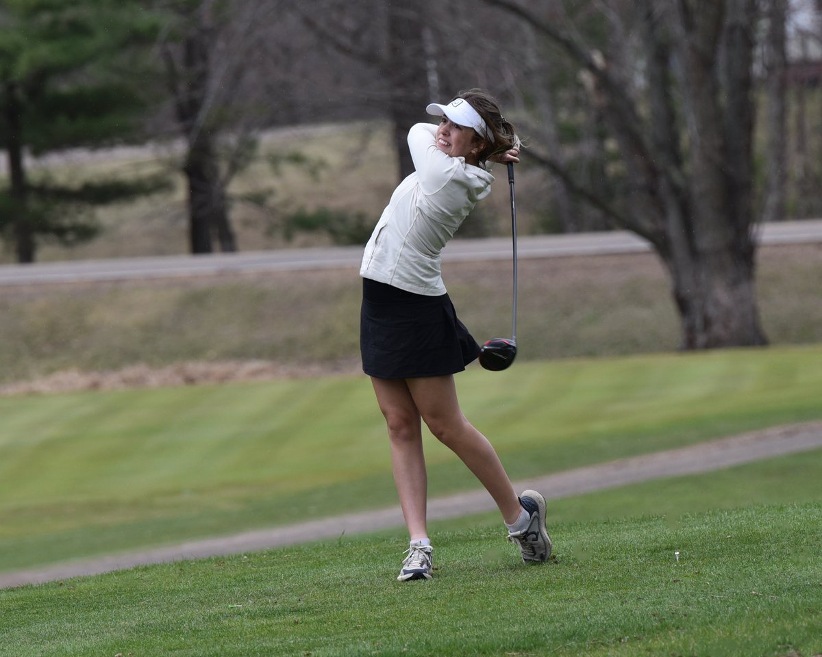 anderson6_lisa's tweet photo. @GirlsAlbany finished second at Mora. @sophiaganderson @madiramler and Katelyn Hoff finished in top 10. @AHSHuskies @ISD745 @StarPost_1 @Red__Glenn @StCloudLive https://t.co/OUkxMwCmQF