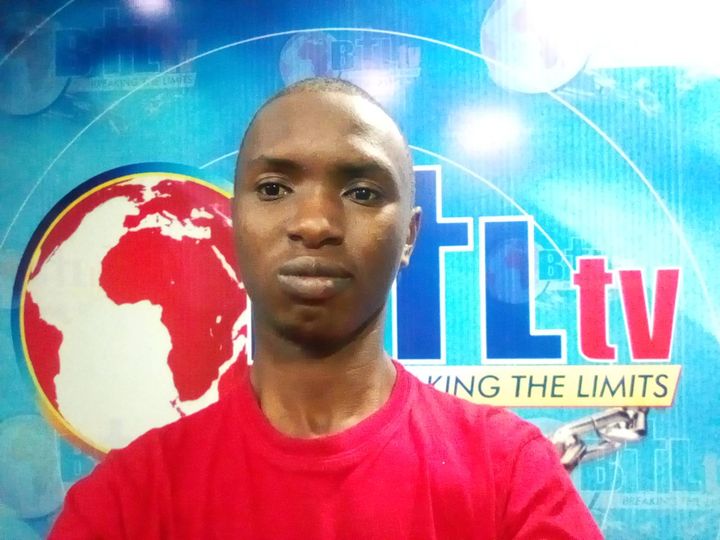 rwarefm101's tweet photo. karibu thiini wa kwaraha mid morning show na @muriithi_pm  10am  3pm
sms or call 072000 2250 https://t.co/gCNo9be9Ya