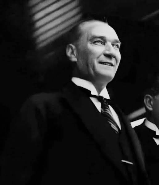 onurcelen75's tweet photo. #23NisanUlusalEgemenlik #23NisanÇocukBayramı #Atatürk minnet ve özlemle, Bayramımız kutlu olsun 🇹🇷🙏🏻🇹🇷 https://t.co/JgBJoilC6x