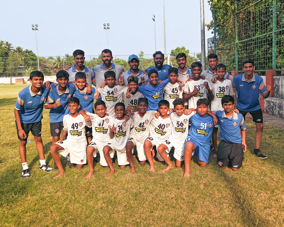 IndianFootball's tweet photo. .@FCGoaOfficial dominated Group C of the AIFF Sub Junior League, winning all their games and amassing an impressive 24 points. Following closely behind, Belgaum United Football Academy secured the second spot by winning 5 out of their 8 games, totaling 15 points. 

FC Goa showcased their attacking prowess by netting 53 goals, while Belgaum United Football Academy scored 31 goals in their 8 matches.

#IndianFootball ⚽️
