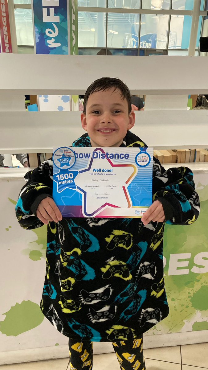 BigMick2009's tweet photo. @OPALG_3H Way to go Toby. 
He swam 1500 m (60 lengths in a 25m pool) in 45 mins!! https://t.co/RdNiakw2ET