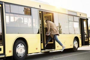 #Tpl. @ART_Trasporti  stabilisce nuove condizioni minime di qualità dei servizi di #trasporto pubblico su strada (autobus, metropolitane, tram, filobus), connotati da obblighi di servizio pubblico.

tinyurl.com/538fmjb5