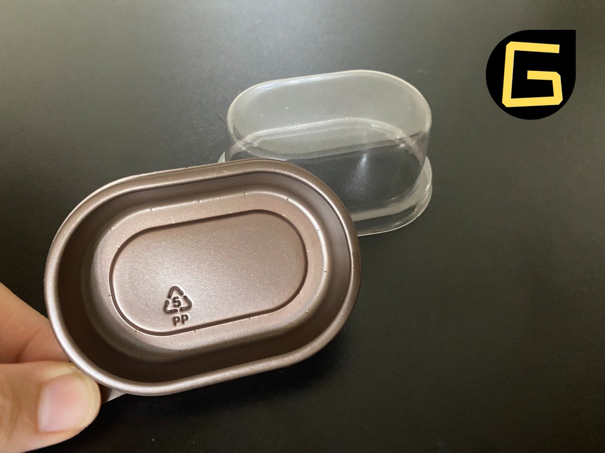 hopechan125's tweet image. Introducing Two-Piece Clamshell (Clear PET Lid &amp;amp; Brown PP Tray Combo)! 🎉 Perfect for showcasing your delectable treats, this packaging option ensures freshness and visual appeal. Contact for competitive pricing! #CustomPlasticPackaging #BakeryPackaging #ClamshellBlister