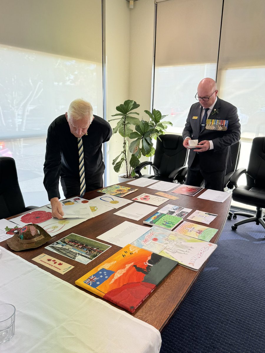 This afternoon several members from local RSL’s came together to judge the annual Spirit of the ANZAC competition.   There were wonderful entries from school students from across our area. Thank you to all who participated and to the judges for giving your time this afternoon.