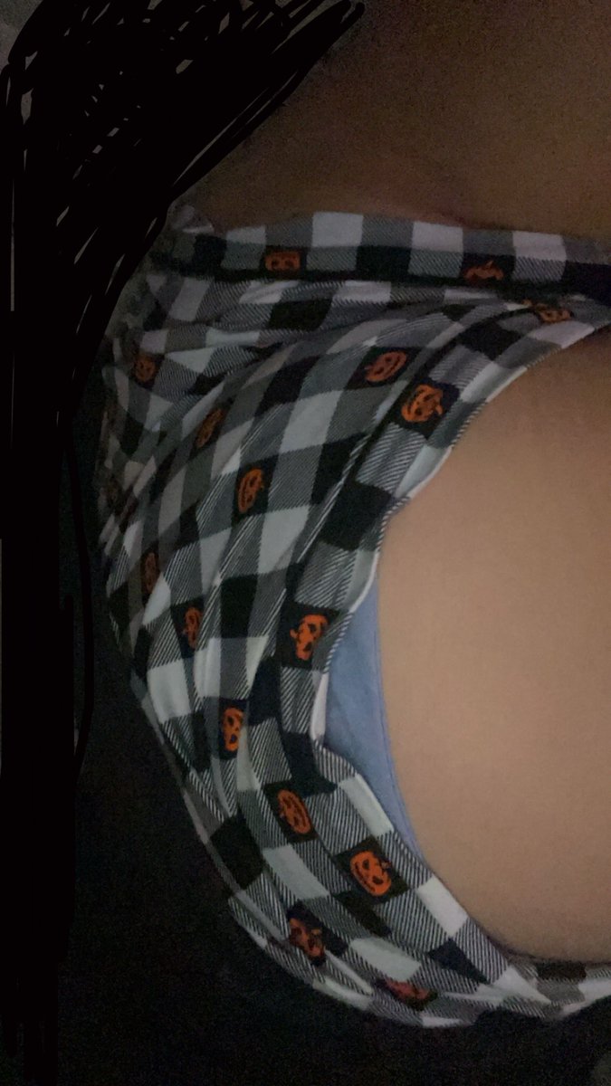 SpicyScorpio99's tweet photo. Can a fat bitch get some love? 

#fatbitchesneedlove #milf #nsfw #mommy #latina #bigbitch #bbw #fatbitch #fatfetish #givemeattention #talktome #bigtits https://t.co/Io8hKTx1AO