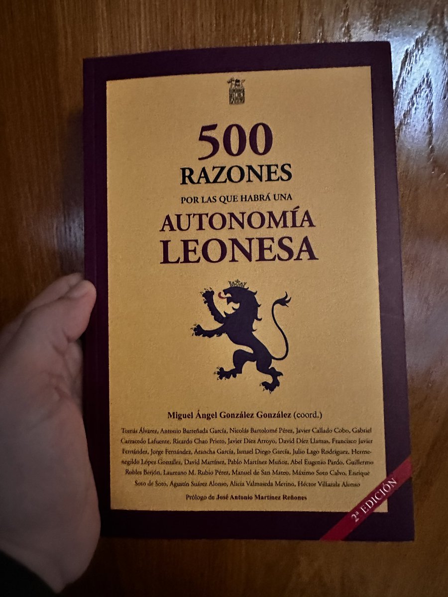 joseluisbarrio's tweet photo. Feliz día del libro a todos los leoneses. 
#leonesp https://t.co/UbXqvagjmT