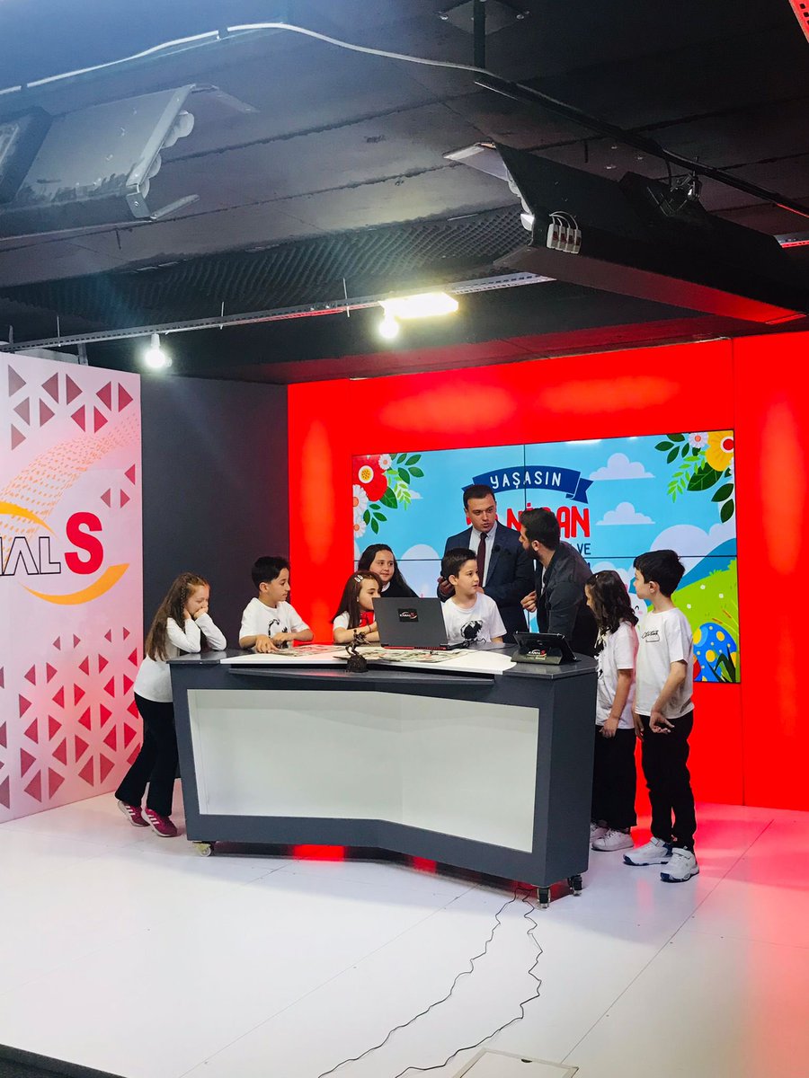 zorluokullar's tweet photo. 23 Nisan Coşkusu!
KANAL S ekranlarında Zorlu’nun minikleri!🍀🧿🇹🇷
@erginzrlu https://t.co/zjbEYZbXKu