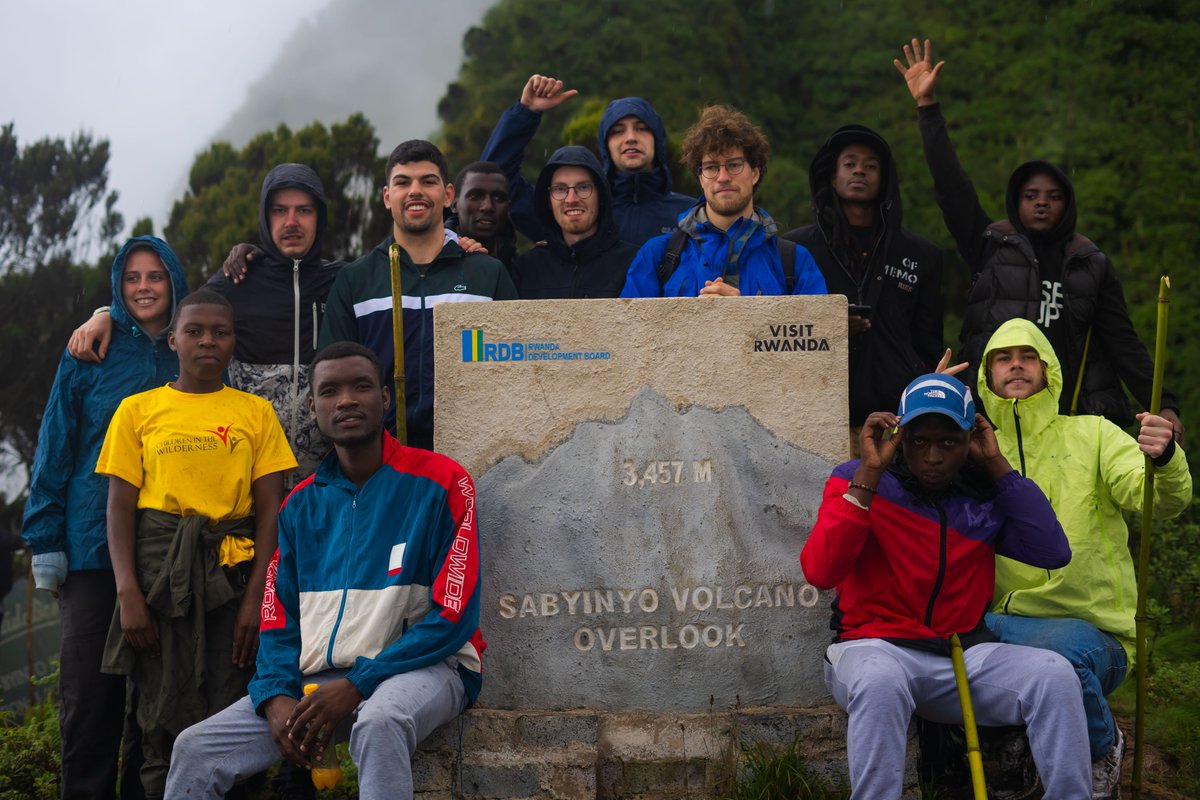 WCT_rw's tweet photo. A group photo at the top of Mount Sabyinyo was 🔥🔥; let us be part of your memory. 

#mountains #VisitRwanda #nature #tourism #wildlifaconservation #fun #hiking #Rwanda #Wilders  #TrendingNow  #trend #photography https://t.co/J1HD4qAaxH