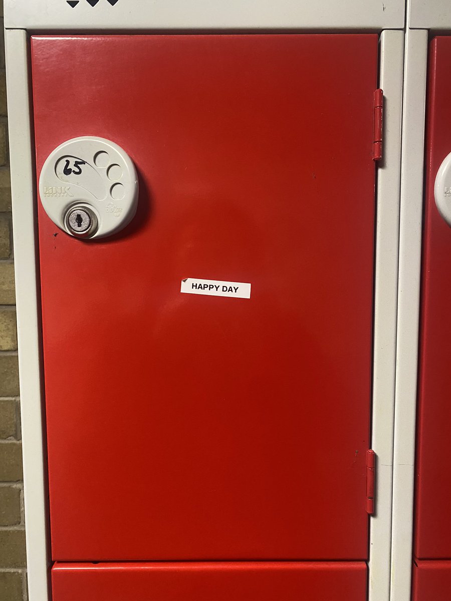 Siân Finlayson tweet media