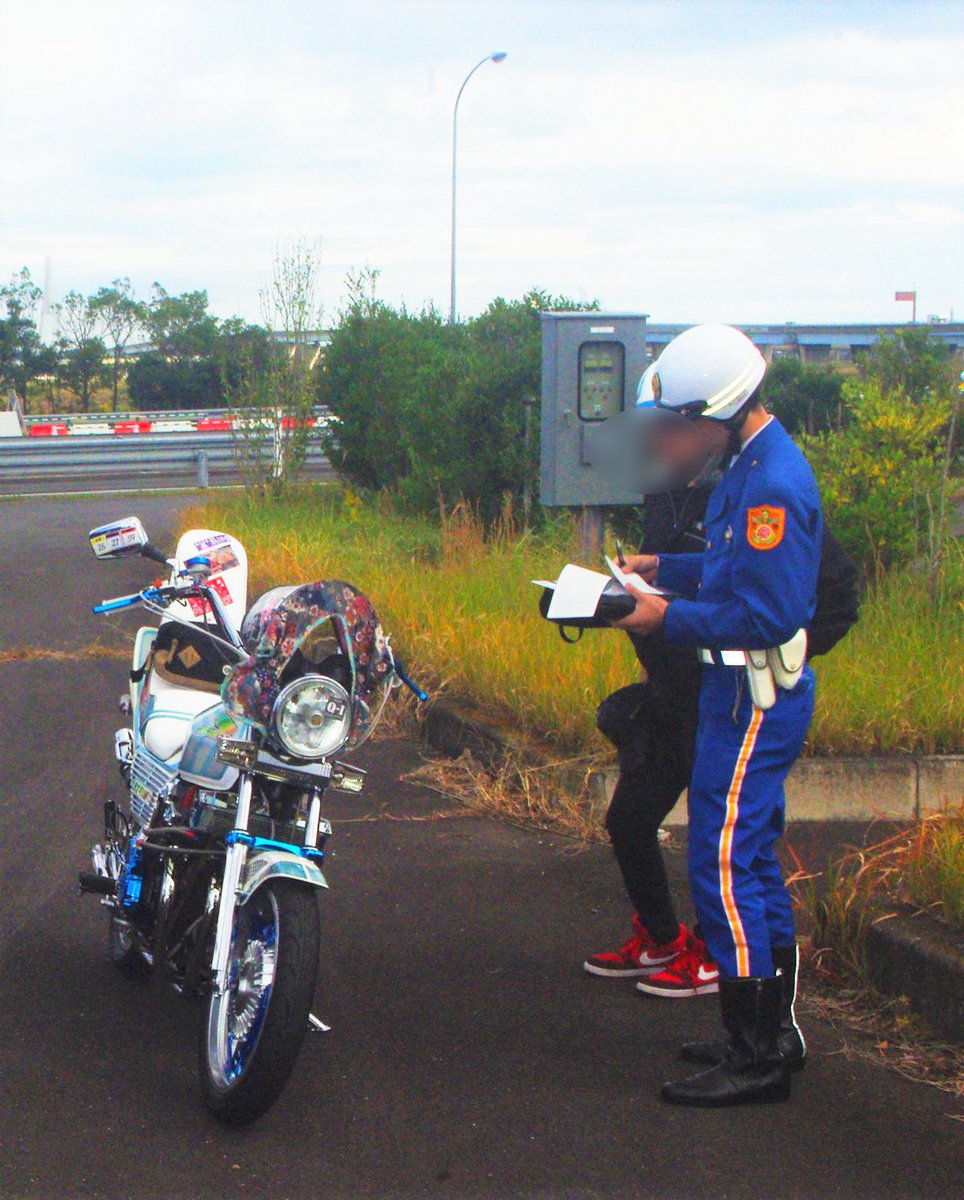 暴走族・旧車會に対する取締りの強化】 県警ではゴールデンウィーク
